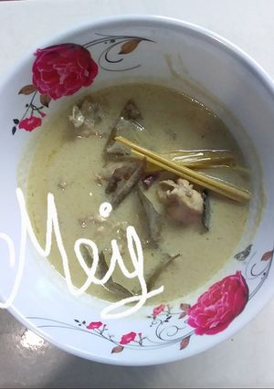 Foto resep Opor Ayam Kuah Putih Sederhana