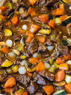 Burgundi marha polentával recept fotója