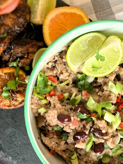 A picture of Rice and Peas! (Beans).