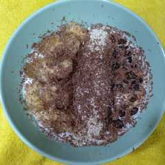 Una foto de Kéfir con avena y fruta