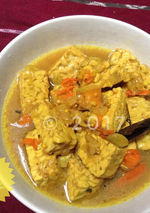 Foto resep Tempe Kuning Kuah Pedas