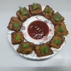 Besan or matar ki chatpati peetol A picture of Besan or matar ki chatpati peetol.