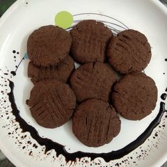 A picture of Ragi biscuits.