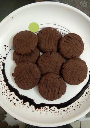 A picture of Ragi biscuits.