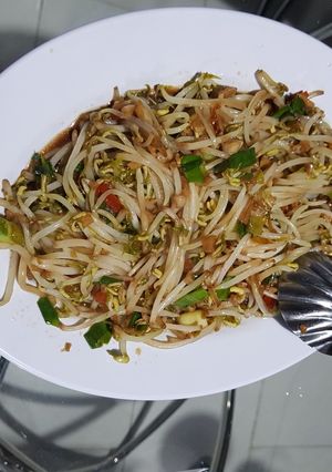 Foto resep Tumis touge / toge simple pedas