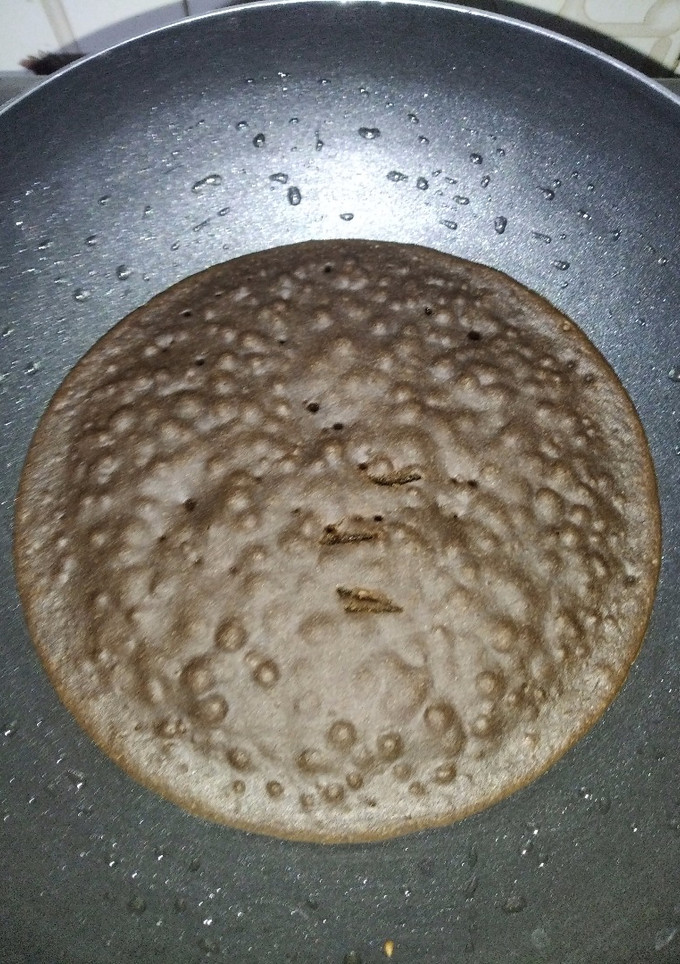 சாக்லேட் பேன் கேக் (Chocolate pancake recipe in tamil) செய்முறை முக்கிய புகைப்படம்