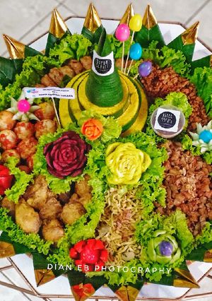 Foto resep Nasi Kuning Magic Com