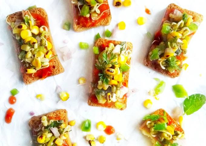 Pizza toast with grilled corn salsa