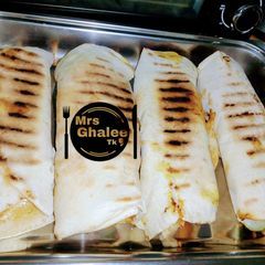 A picture of Beef wraps.