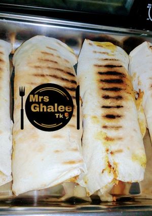 A picture of Beef wraps.