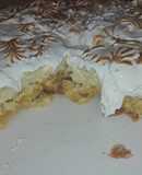 Tarta de merengue quemao con almendras