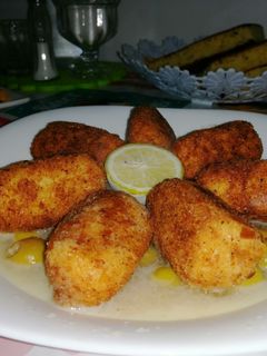 صورة لوصفة كروكات الشوفلور 🥦🧅 مع مرق الزيتون 🍲