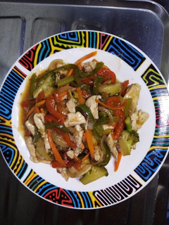 Una foto de Chop Suey con pollo
