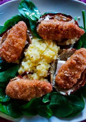 A picture of Vegan Chicken Jacket (+ salad).
