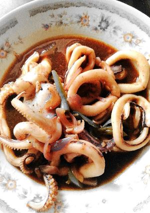 A picture of Adobong Pusit.