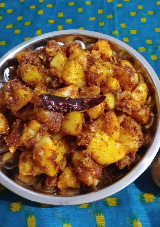 *பொட்டேட்டோ சுக்கா*(potato chukka recipe in tamil) செய்முறை முக்கிய புகைப்படம்