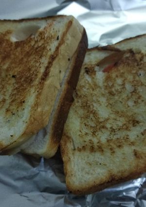 A picture of Cheese stuffed Vegetable sandwich.