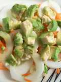 Ensalada de palta, pepino y zanahoria