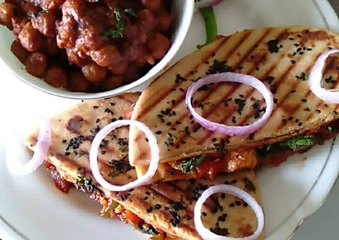 Paneer Stuffed Grilled Kulcha with Amritsari Chole