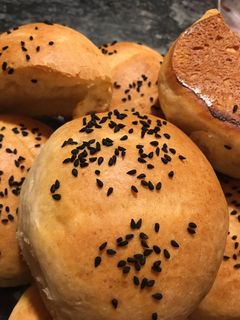 صورة لوصفة قرص طرية بالزبادي طعم وريحه وهم 🥖👌🏻
