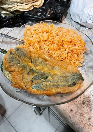 Una foto de Chiles rellenos
