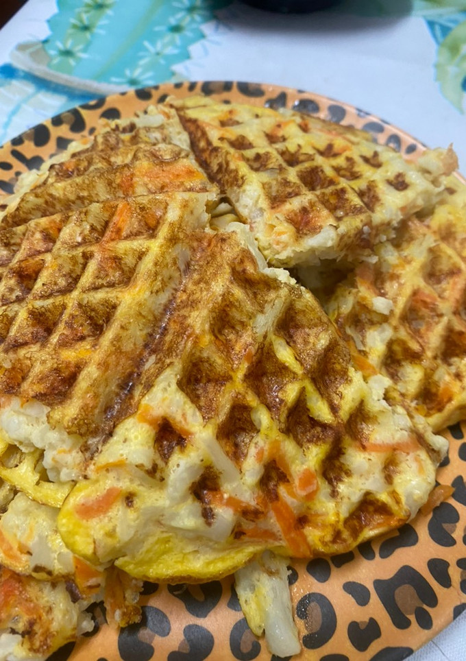 Una foto de Gofres de coliflor y zanahoria 🧇🥕