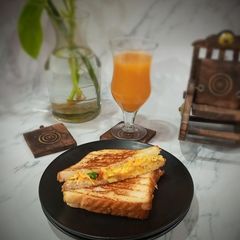 A picture of Veg cheese sandwich.