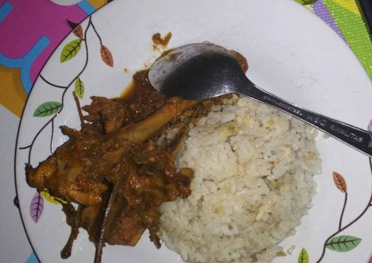 Langkah Mudah untuk Menyiapkan Nasi kebuli ayam rice cooker Anti Gagal