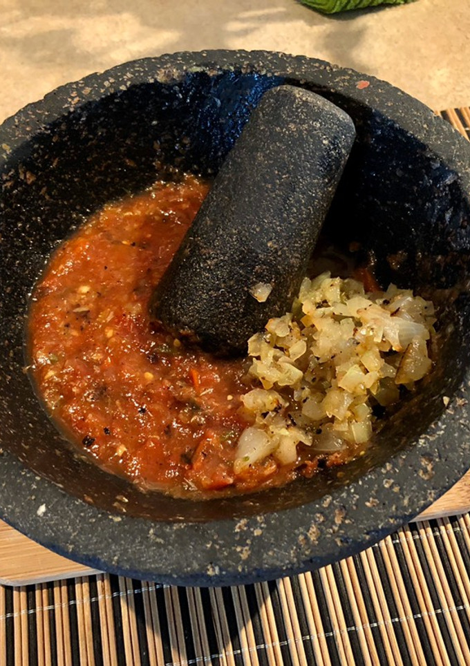 Una foto de Salsa Asada de Chile Serrano (Molcajeteada)