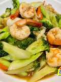 ผัดผักรวมมิตรกุ้ง