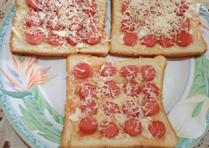 Resep Pizza Roti Tawar Oleh Bel Fad Cookpad