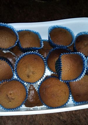 A picture of Brown cup cake.