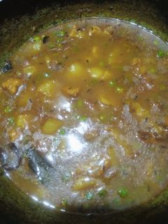 आलू मटर की सब्जी (aloo matar ki sabzi recipe in Hindi) रेसिपी मुख्य फोटो