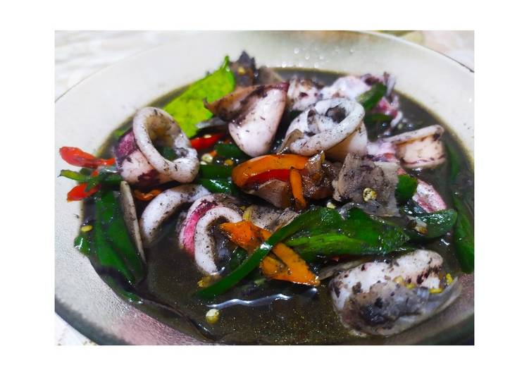 Resep Cumi kuah hitam🦑, Enak Banget