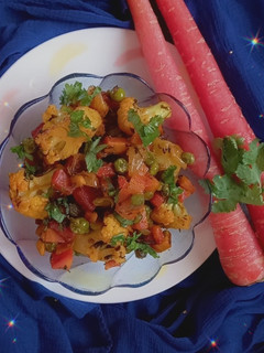 मिक्स वेजिटेबल (mix vegetable recipe in Hindi) रेसिपी मुख्य फोटो