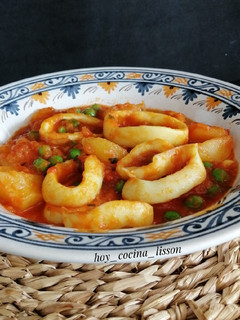 Una foto de Calamares guisados