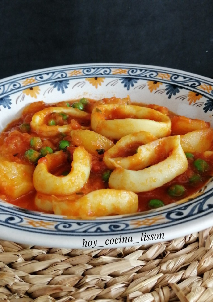 Una foto de Calamares guisados