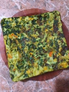 Una foto de Tortilla de Verduras😋👌#restosdecomida#fácil #rápido #saludable #económica