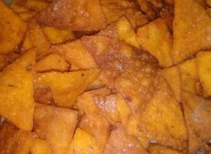 Una foto de Doritos caseros