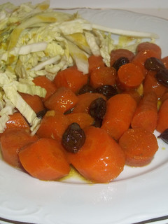 Una foto de Carlotas especiadas y col cruda