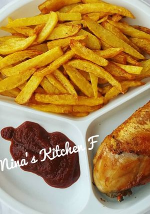 A picture of Chicken and chips.