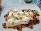 Salmón a la brasa gratinado con mayonesa y base de ñoquis
