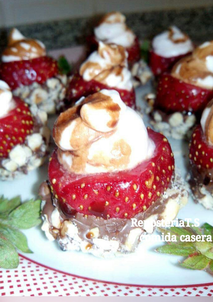 Una foto de Fresas rellenas