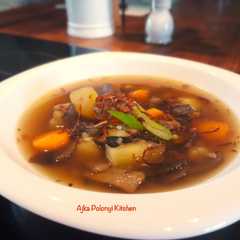 A picture of Mushroom Soup.