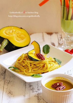 低脂南瓜果仁香料醬義大利麵 的食譜成品照片