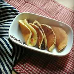 Martabak manis mini tanpa cetakan রেসিপির প্রধান ছবি