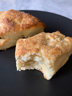 A picture of Traditional Scones.
