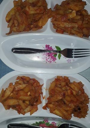 A picture of Home made chips masala.