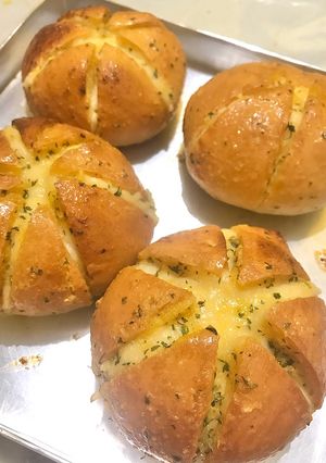 Foto resep Korean Garlic Cheese Bread (cream cheese home made)