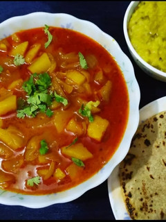 स्पाइसी आलू प्याज़ की सब्जी (spicy aloo pyaz ki sabzi recipe in Hindi) रेसिपी मुख्य फोटो